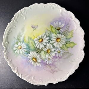 ⭐️ Vintage Hand-Painted Daisy Plate